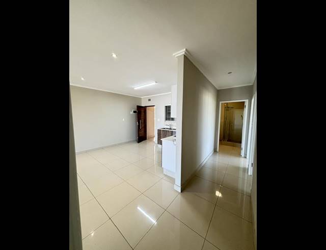 3 BEDROOM APARTMENT FOR SALE IN UMHLANGA RIDGE